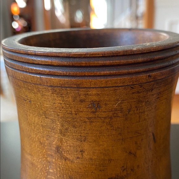 Antique treen cup - Picture 2 of 7